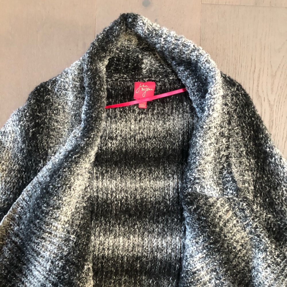 John & Jenn Blanket Wrap Sweater - Picture 4 of 7